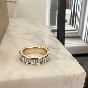 Kendra Scott Elegant Gold and Silver Band Ring